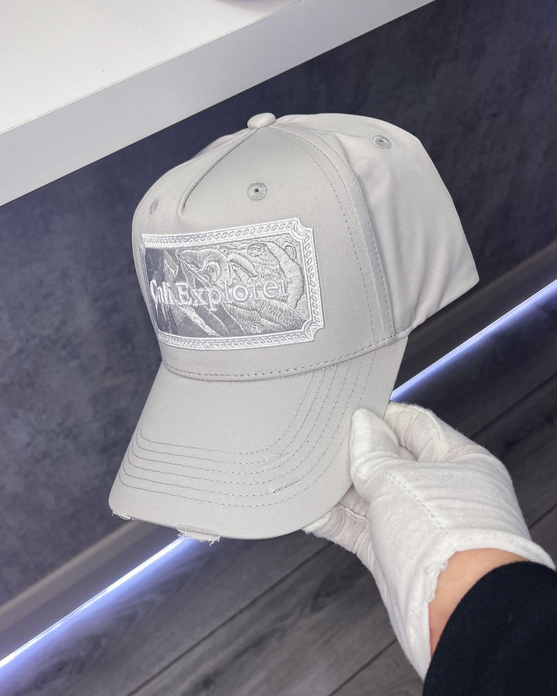 CALI | Ice White Explorer Plate cap