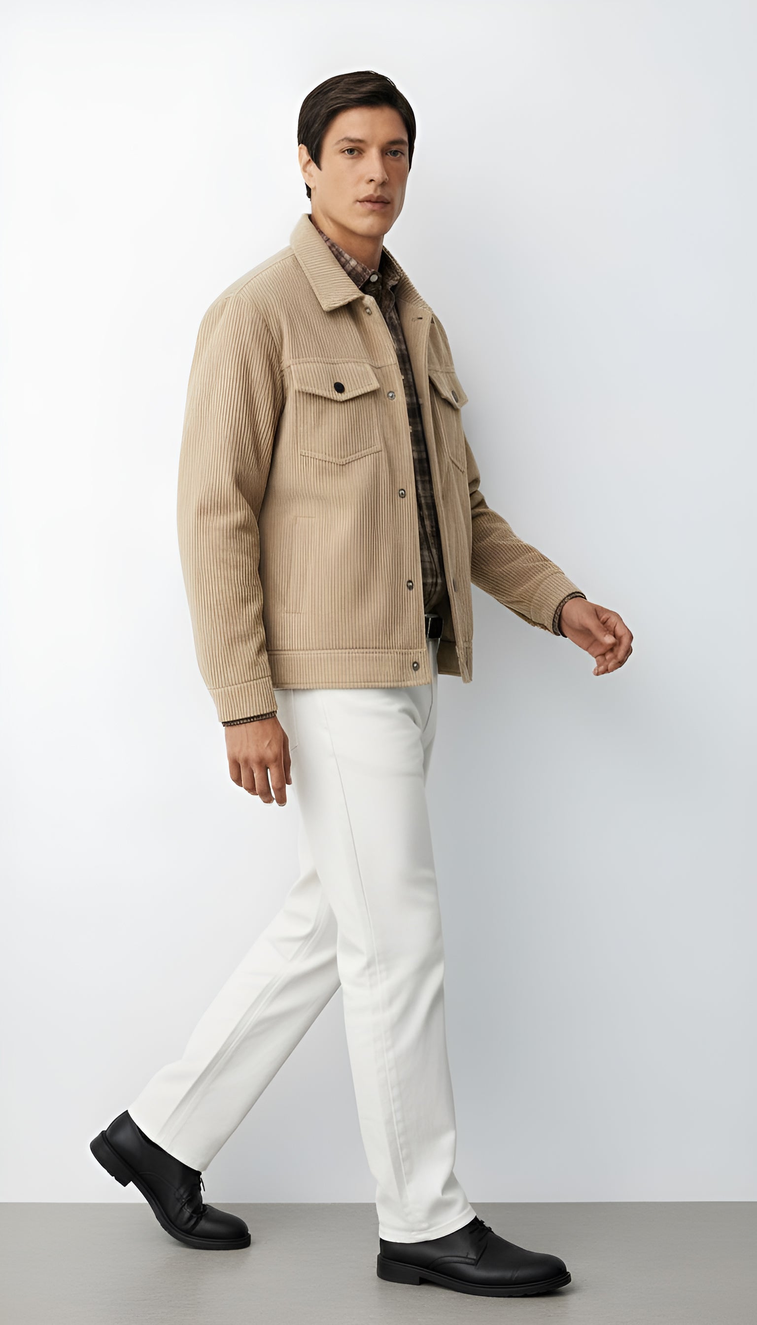 Giacca da uomo con colletto a camicia e tasche sul petto, con bottoni - Sovracamicia leggera e casual